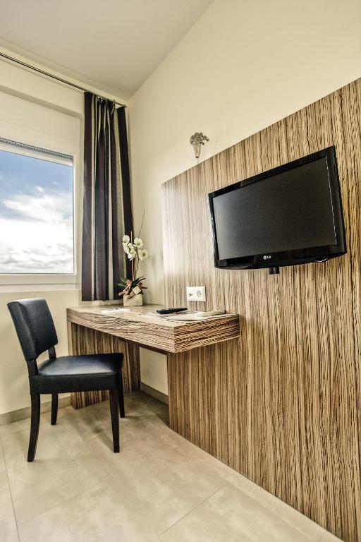 Hotel Maxis - Digitaler Self-Check-In - Карлсбад Екстериор снимка